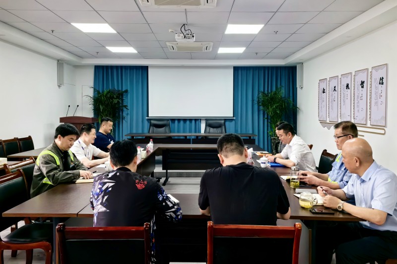 温州港集团党委委员、副总经理黄博文带队赴基层单位调研指导工作